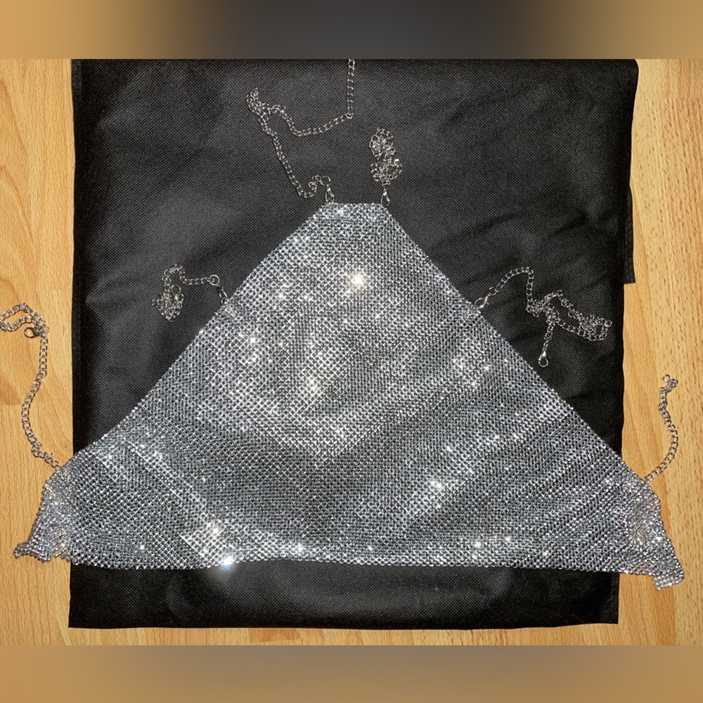 Sexy chain backless top